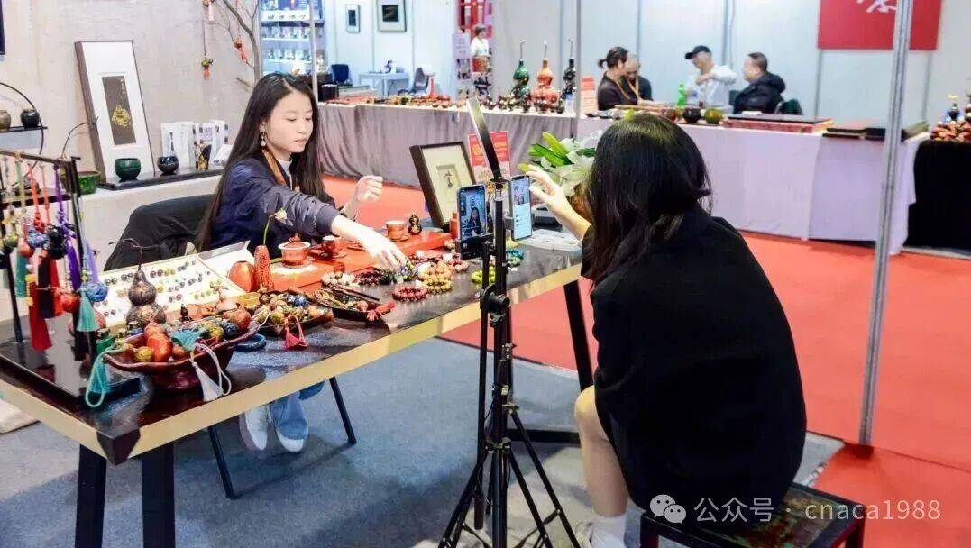 活好物展将在福州举办(11月21-23日)开元ky棋牌第三届中国漆艺博览会暨工艺生(图2) 活好物展将在福州举办(11月21-23日)开元ky棋牌第三届中国漆艺博览会暨工艺生(图2)